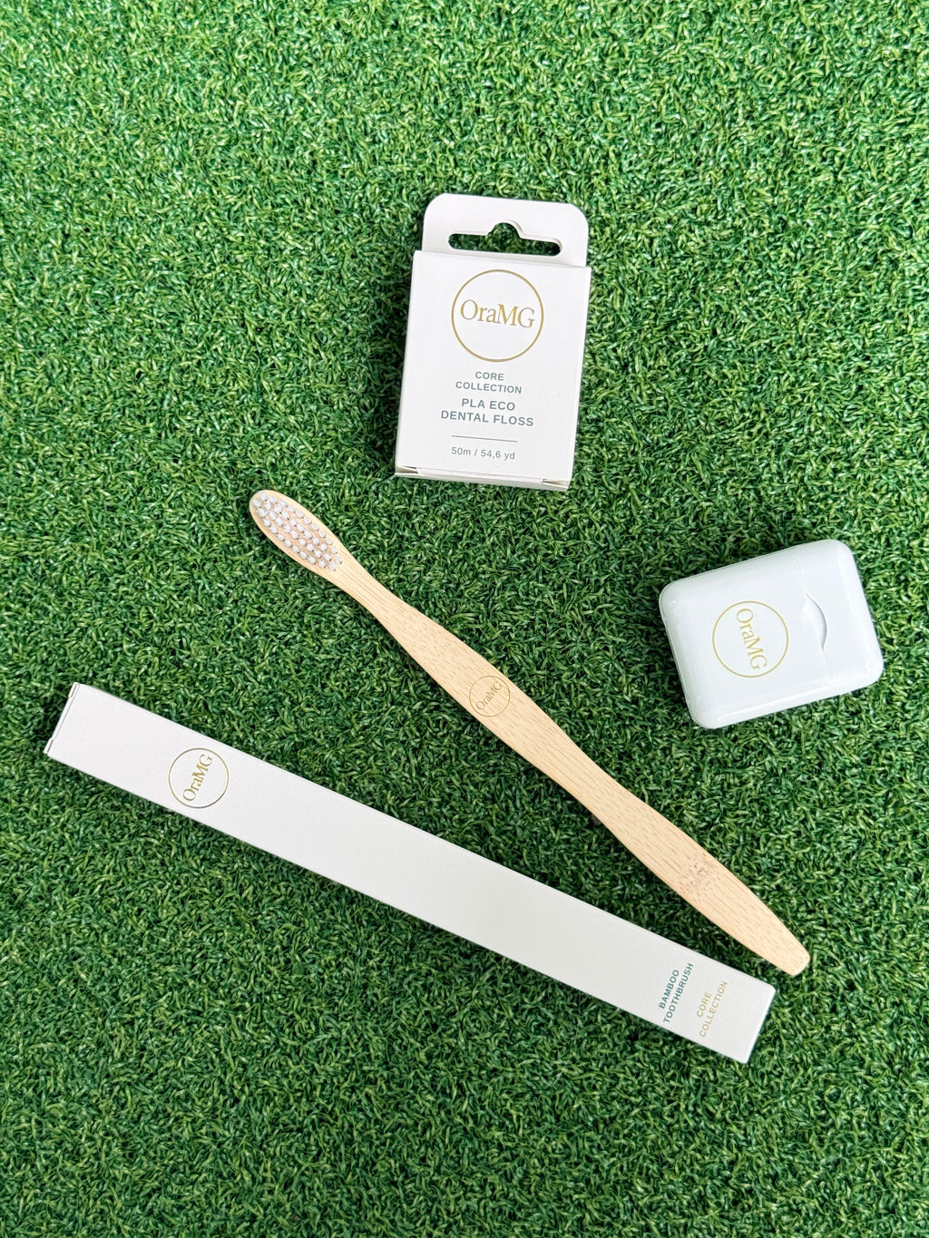 OraMG Core Set (Toothbrush + Floss)